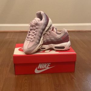 Women’s Nike Air Max